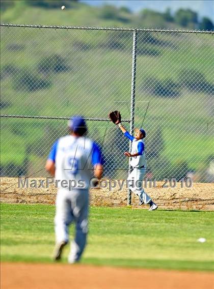 Thumbnail 3 in Charter Oak @ Diamond Ranch photogallery.