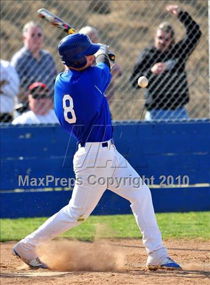Thumbnail 3 in Charter Oak @ Diamond Ranch photogallery.