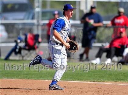 Thumbnail 3 in Charter Oak @ Diamond Ranch photogallery.