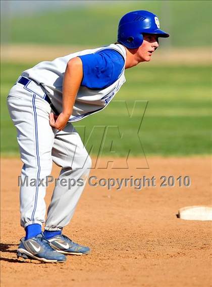 Thumbnail 2 in Charter Oak @ Diamond Ranch photogallery.