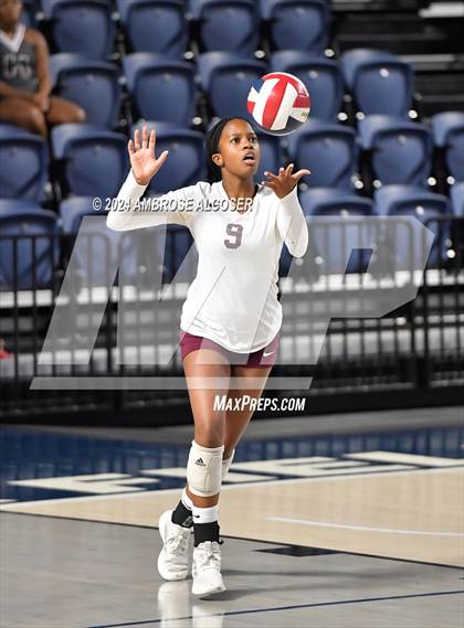 Thumbnail 3 in Lamar @ Heights photogallery.
