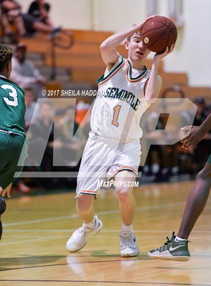 Thumbnail 1 in Tampa Catholic @ Seminole photogallery.