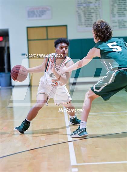 Thumbnail 2 in Tampa Catholic @ Seminole photogallery.
