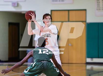 Thumbnail 3 in Tampa Catholic @ Seminole photogallery.