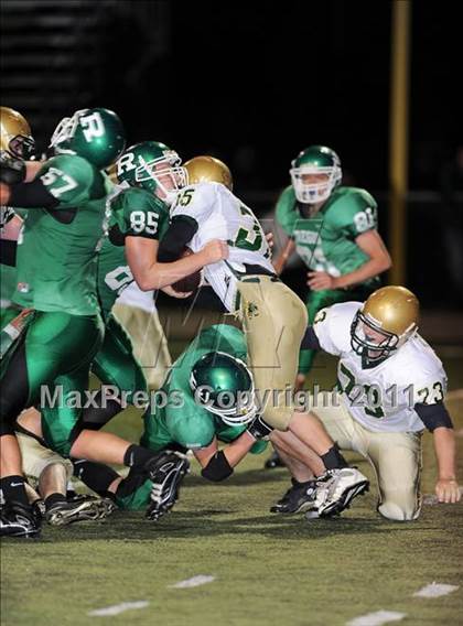 Thumbnail 2 in Regis vs. Colby photogallery.