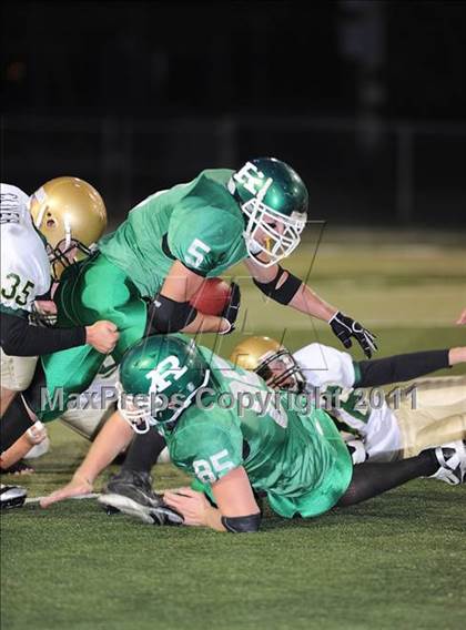 Thumbnail 2 in Regis vs. Colby photogallery.