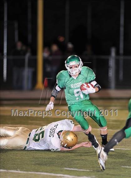 Thumbnail 3 in Regis vs. Colby photogallery.