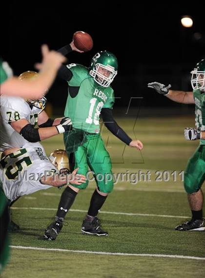 Thumbnail 2 in Regis vs. Colby photogallery.