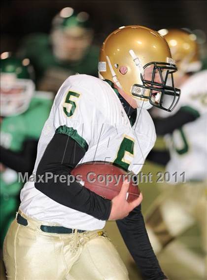 Thumbnail 3 in Regis vs. Colby photogallery.