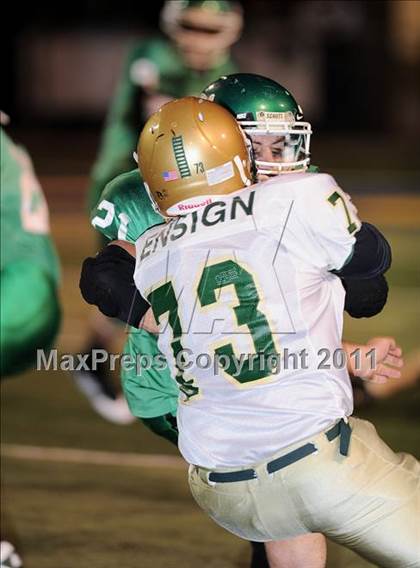 Thumbnail 2 in Regis vs. Colby photogallery.