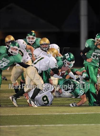 Thumbnail 2 in Regis vs. Colby photogallery.