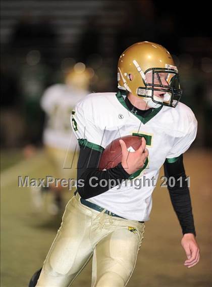 Thumbnail 2 in Regis vs. Colby photogallery.