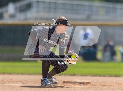 Thumbnail 2 in Pueblo West vs. Windsor photogallery.