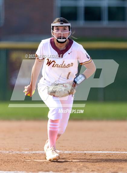 Thumbnail 2 in Pueblo West vs. Windsor photogallery.