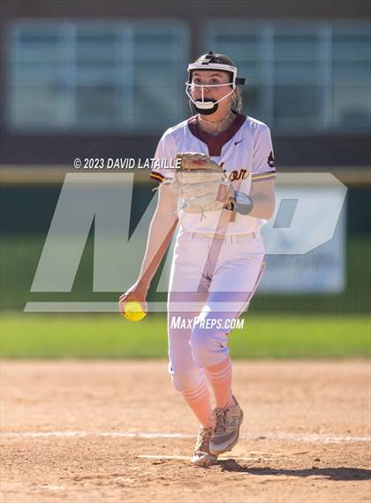 Thumbnail 2 in Pueblo West vs. Windsor photogallery.