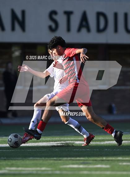 Thumbnail 3 in Orange Lutheran vs. Brophy College Prep (SoCal College Showcase) photogallery.