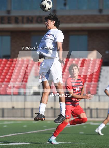 Thumbnail 3 in Orange Lutheran vs. Brophy College Prep (SoCal College Showcase) photogallery.