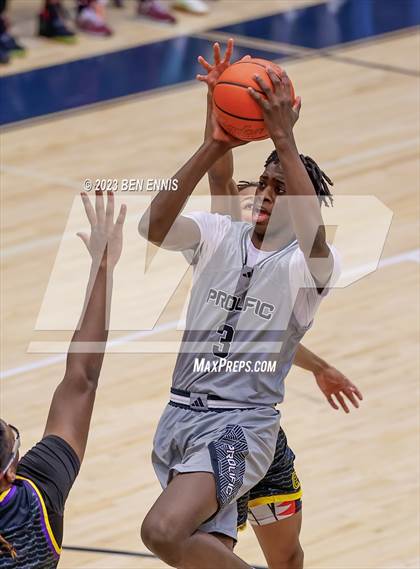 Thumbnail 3 in Word of God Christian Academy National vs. Prolific Prep of Napa Christian (Battle in The Peach) photogallery.