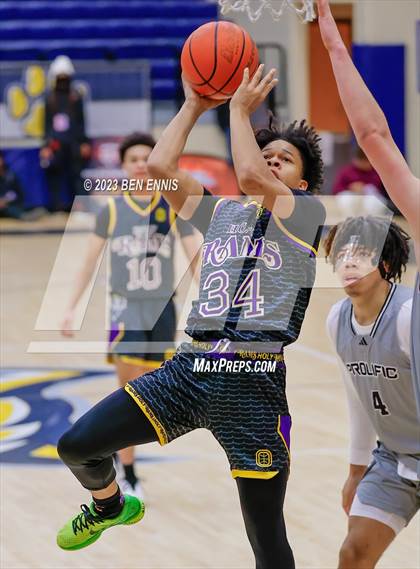 Thumbnail 3 in Word of God Christian Academy National vs. Prolific Prep of Napa Christian (Battle in The Peach) photogallery.