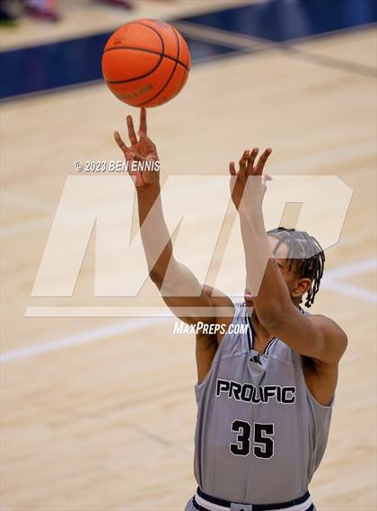 Thumbnail 2 in Word of God Christian Academy National vs. Prolific Prep of Napa Christian (Battle in The Peach) photogallery.