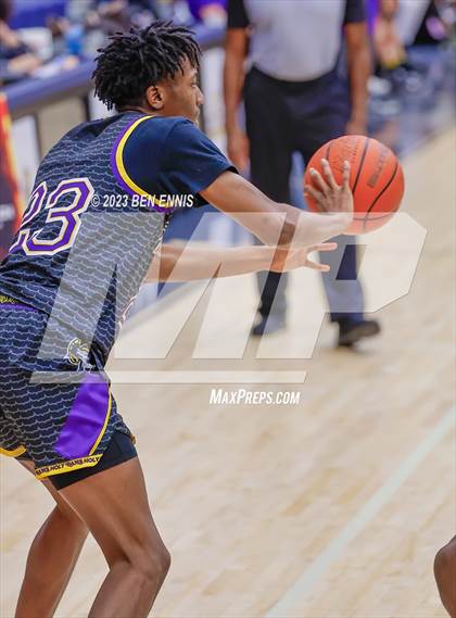 Thumbnail 1 in Word of God Christian Academy National vs. Prolific Prep of Napa Christian (Battle in The Peach) photogallery.