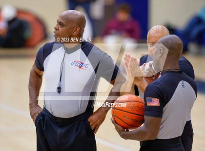 Thumbnail 3 in Word of God Christian Academy National vs. Prolific Prep of Napa Christian (Battle in The Peach) photogallery.