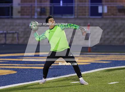 Thumbnail 1 in Oak Cliff Faith Family Academy @ Athens (UIL 4A Area Playoff) photogallery.