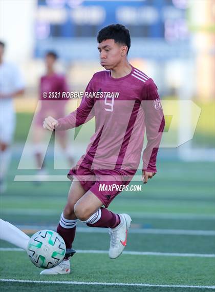 Thumbnail 2 in Oak Cliff Faith Family Academy @ Athens (UIL 4A Area Playoff) photogallery.