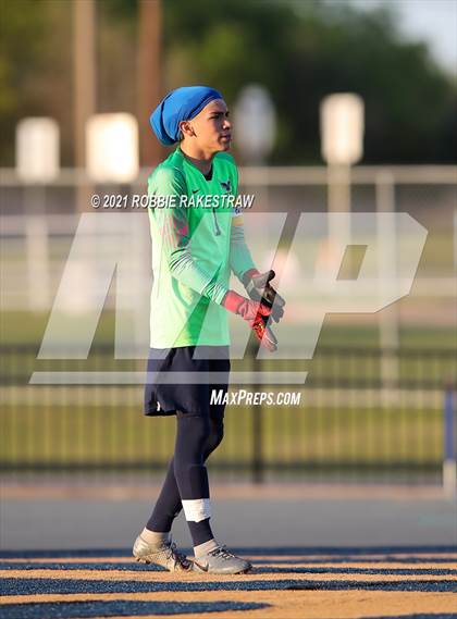 Thumbnail 1 in Oak Cliff Faith Family Academy @ Athens (UIL 4A Area Playoff) photogallery.