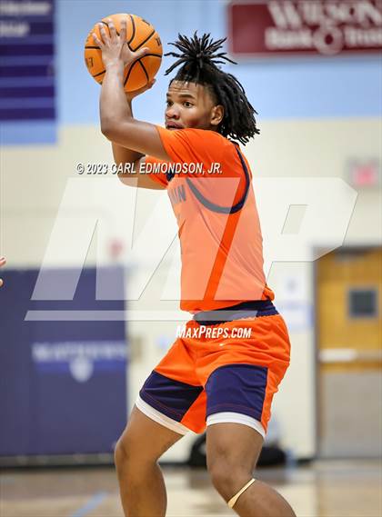 Thumbnail 1 in Tennessee Heat vs. Blackman photogallery.