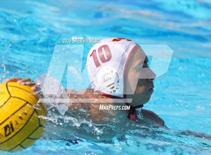 Thumbnail 3 in JSerra Catholic vs. Vista (CIF SoCal Regional D2 Semifinal) photogallery.