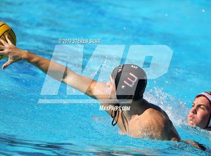Thumbnail 3 in JSerra Catholic vs. Vista (CIF SoCal Regional D2 Semifinal) photogallery.