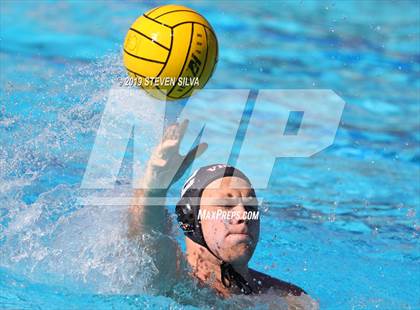 Thumbnail 2 in JSerra Catholic vs. Vista (CIF SoCal Regional D2 Semifinal) photogallery.