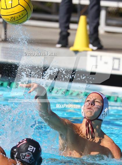 Thumbnail 2 in JSerra Catholic vs. Vista (CIF SoCal Regional D2 Semifinal) photogallery.