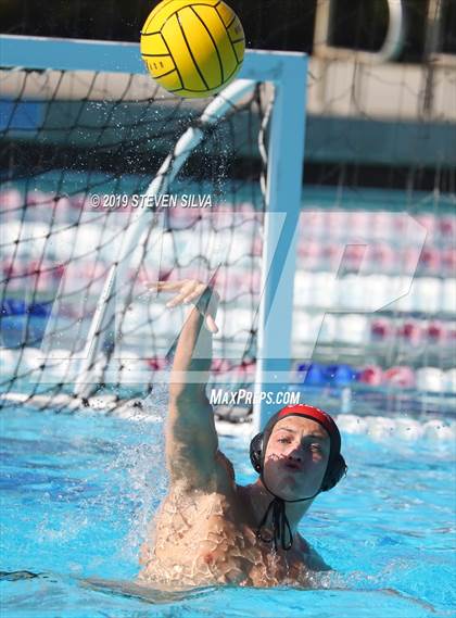 Thumbnail 2 in JSerra Catholic vs. Vista (CIF SoCal Regional D2 Semifinal) photogallery.