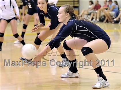 Thumbnail 1 in Rosary vs Trabuco Hills (Aloha Cougar Classic) photogallery.