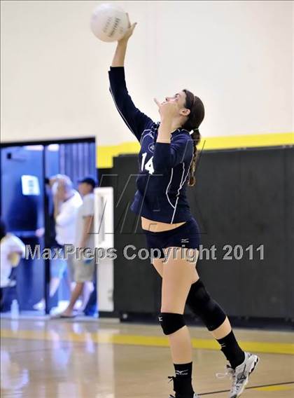 Thumbnail 1 in Rosary vs Trabuco Hills (Aloha Cougar Classic) photogallery.