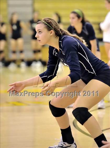 Thumbnail 3 in Rosary vs Trabuco Hills (Aloha Cougar Classic) photogallery.