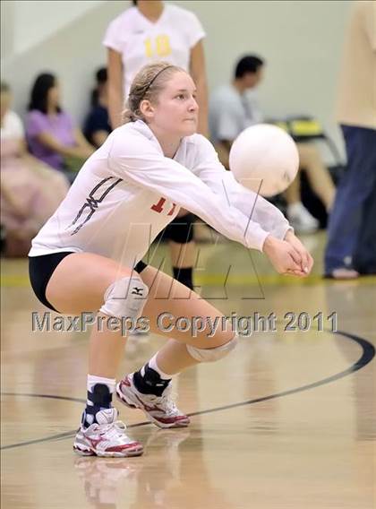 Thumbnail 1 in Rosary vs Trabuco Hills (Aloha Cougar Classic) photogallery.
