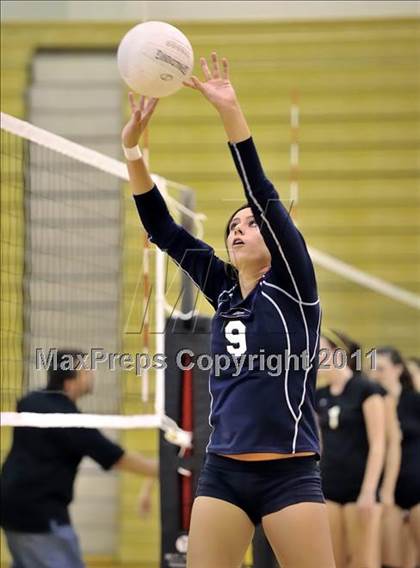 Thumbnail 3 in Rosary vs Trabuco Hills (Aloha Cougar Classic) photogallery.