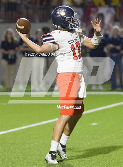 Thumbnail 2 in Tompkins vs Seven Lakes photogallery.
