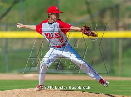 Thumbnail 3 in FR: Antonian vs Fredericksburg (Freshman) photogallery.