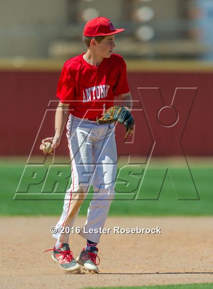 Thumbnail 2 in FR: Antonian vs Fredericksburg (Freshman) photogallery.