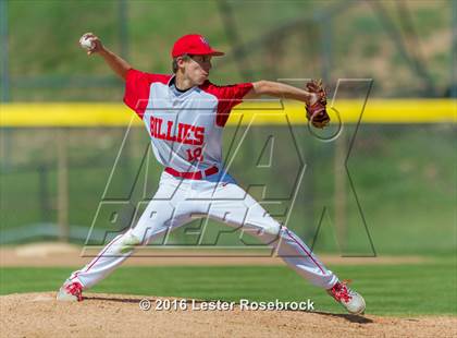 Thumbnail 3 in FR: Antonian vs Fredericksburg (Freshman) photogallery.