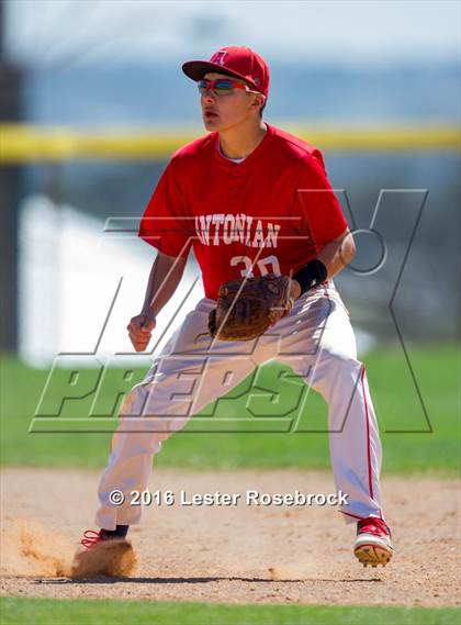 Thumbnail 3 in FR: Antonian vs Fredericksburg (Freshman) photogallery.