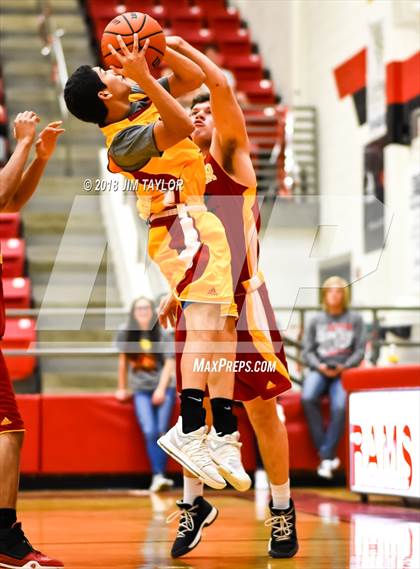 Thumbnail 2 in Chicken Express All Star Classic photogallery.
