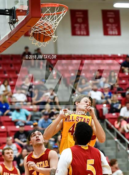 Thumbnail 1 in Chicken Express All Star Classic photogallery.