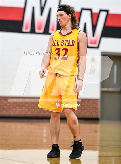 Thumbnail 3 in Chicken Express All Star Classic photogallery.