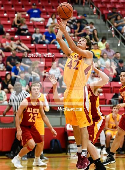 Thumbnail 2 in Chicken Express All Star Classic photogallery.