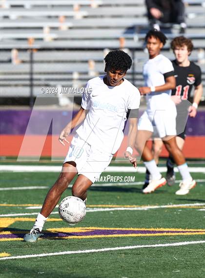 Thumbnail 2 in Dougherty Valley vs. Monte Vista (EBAL Championship) photogallery.